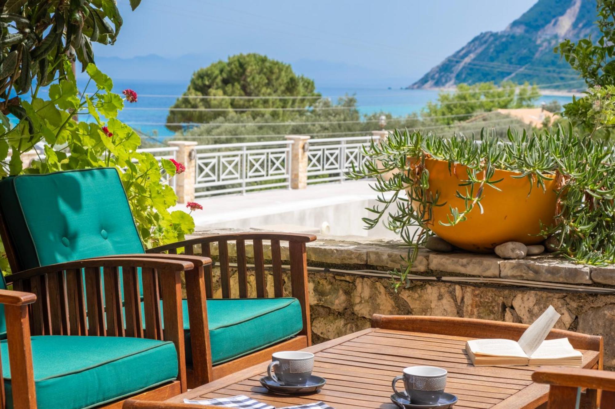Theasea House Apartment Ayios Nikitas Luaran gambar